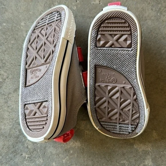 Dr Seuss Converse Kids Low All Star Chuck Taylor - Picture 7 of 10